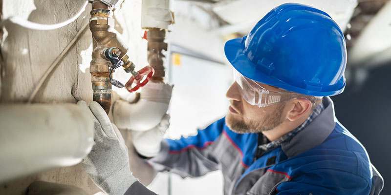 Four Tips for Hiring the Best Commercial Plumbing Contractor in Your Area